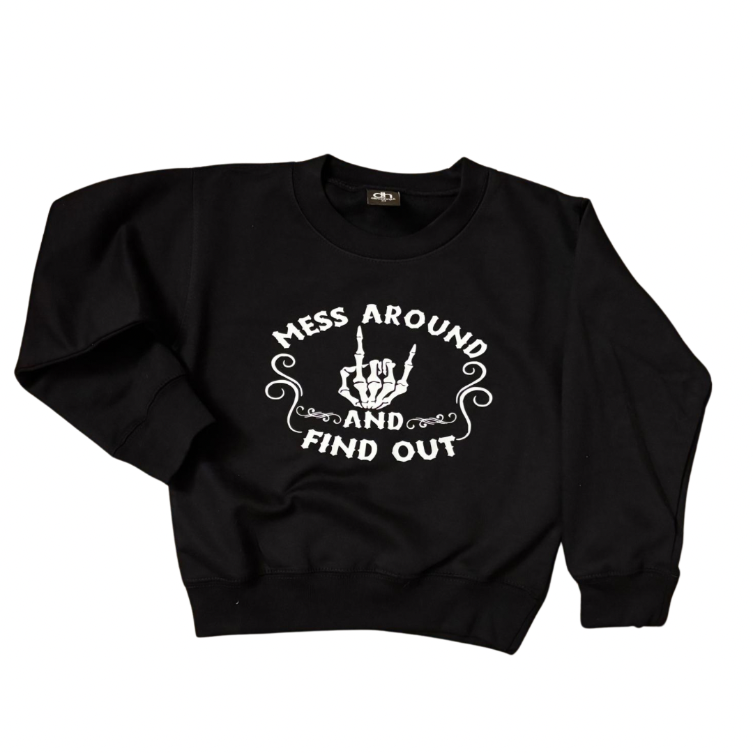 Mess around, kids crew neck